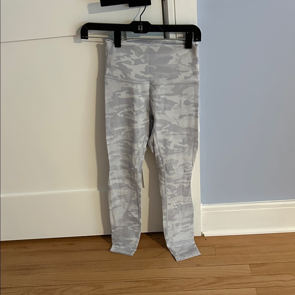 Lululemon Athletica Gray Camo Leggings